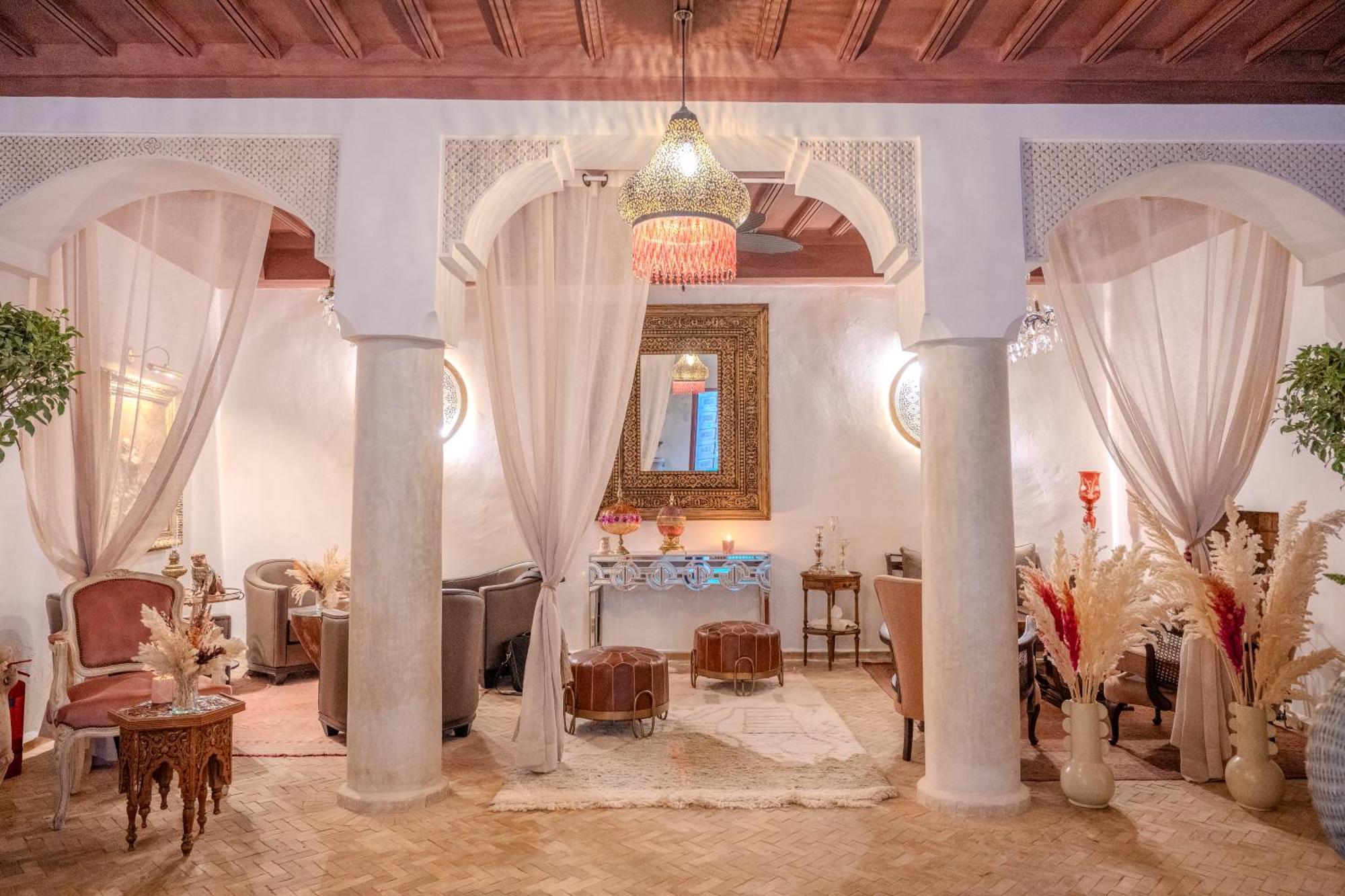 Le Singe Rose Bed and Breakfast Marrakesh Eksteriør billede
